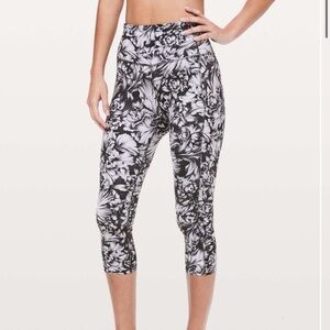 Lululemon Fast & Free Crop II *Nulux 19" Size 4